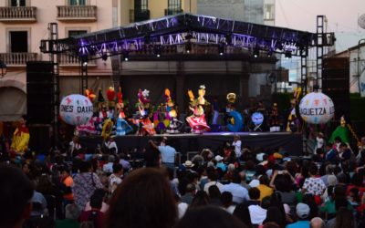 PRESENTAN LA GUELAGUETZA EN EL CENTRO DE LA PIEDAD