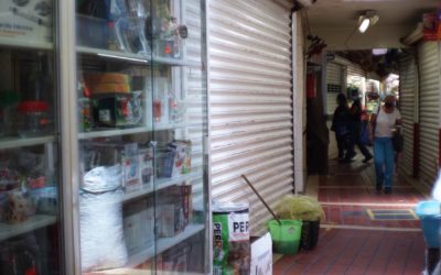 CLAUSURAN ESTABLECIMIENTOS POR NO ACATAR DECRETO FEDERAL