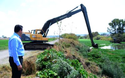 SIGUEN TRABAJOS DE LIMPIEZA EN EL RÍO LERMA