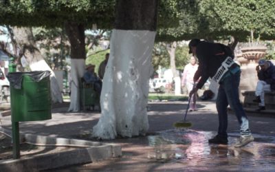 DIGNIFICAN CON LIMPIEZA PARQUES Y ESPACIOS PÚBLICOS