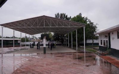 INAUGURA ALCALDE TECHUMBRE DEL PATIO CÍVICO EN LA PRIMARIA “AMADO ROMERO”