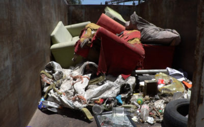 INSTALAN EN LA COLONIA PRIMERO DE MAYO CONTENEDOR ITINERANTE PARA CACHARROS