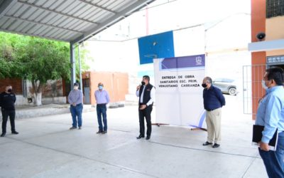 ENTREGAN BAÑOS REMODELADOS EN LA ESCUELA PRIMARIA “VENUSTIANO CARRANZA”