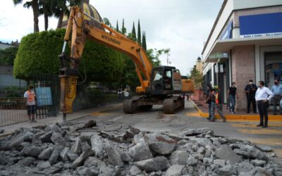 COMIENZAN TRABAJOS DE PAVIMENTACIÓN EN LA CALLE MADERO