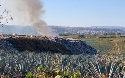 CONTROLAN INCENDIO EN EL BASURERO MUNICIPAL