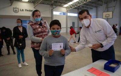 INICIA CREDENCIALIZACIÓN DE NUEVOS BECADOS