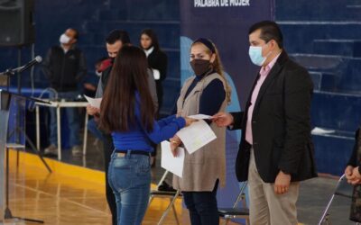 ENTREGAN CRÉDITOS “PALABRA DE MUJER”