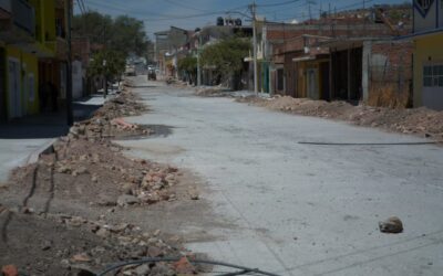 TERMINA COLOCACIÓN DE LOSAS DE CONCRETO EN LA CALZADA DE LOS INDIOS