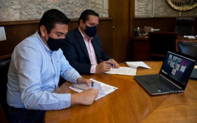 FIRMA ALCALDE SAMUEL HIDALGO ACUERDO DE COLABORACIÓN CON MARIANA TRINITARIA