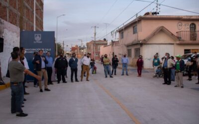 INAUGURA SAMUEL HIDALGO VIALIDAD EN EL FRACCIONAMIENTO EL MALECÓN