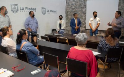 IMPARTEN PLÁTICA INFORMATIVA SOBRE EL COMBATE DE DELITOS A ANIMALES