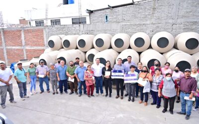 ENTREGAN MATERIAL DE CONSTRUCCIÓN Y TINACOS A FAMILIAS PIEDADENSES