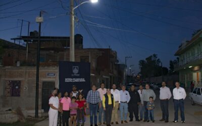 AVANZA EL PROGRAMA DE ALUMBRADO PÚBLICO