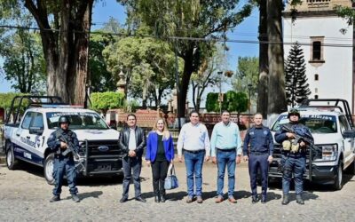ALCALDE SAMUEL HIDALGO ENTREGA EQUIPO NUEVO A SEGURIDAD PÚBLICA