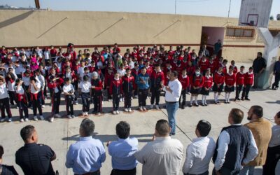 SAMUEL HIDALGO DA INICIO A CONSTRUCCIÓN DE TECHUMBRE EN LA ESCUELA “CLUB DE LEONES”