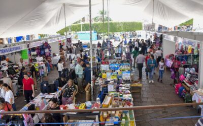 HAY OFERTAS DE ÚTILES ESCOLARES EN EL CENTRO DE LA PIEDAD