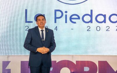SAMUEL HIDALGO PRESENTA SU PRIMER INFORME DE GOBIERNO