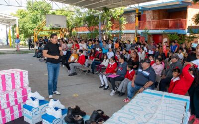 CONTINÚA LA ENTREGA DE CALZADO ESCOLAR DE PARTE DEL GOBIERNO DE LA PIEDAD