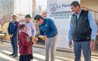 SON MÁS DE CUATRO MIL ESTUDIANTES FAVORECIDOS CON UNA BECA MUNICIPAL