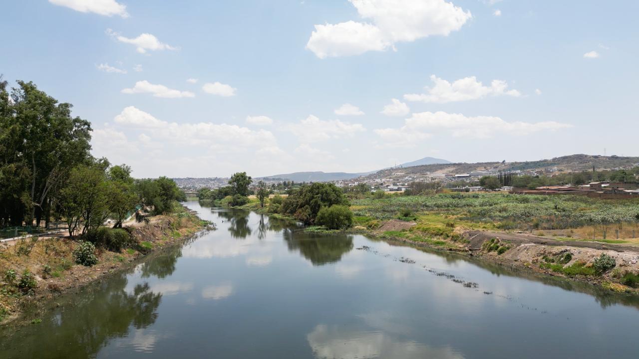 CONTINÚAN ACCIONES DE PREVENCIÓN EN EL CAUCE DEL RÍO LERMA
