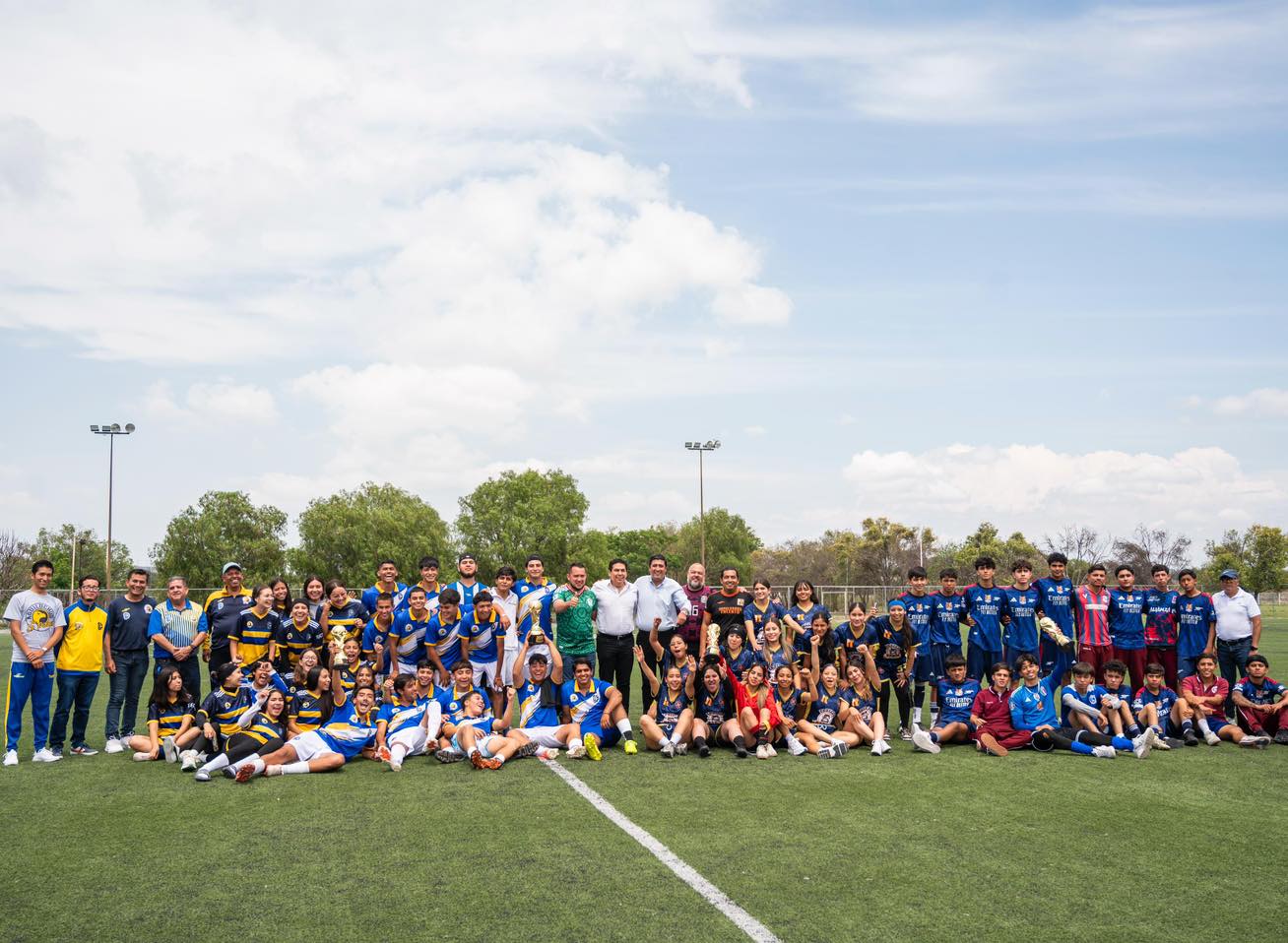 CON LA COPA PRESIDENCIA SE PROMUEVE LA SANA CONVIVENCIA Y EL DEPORTE