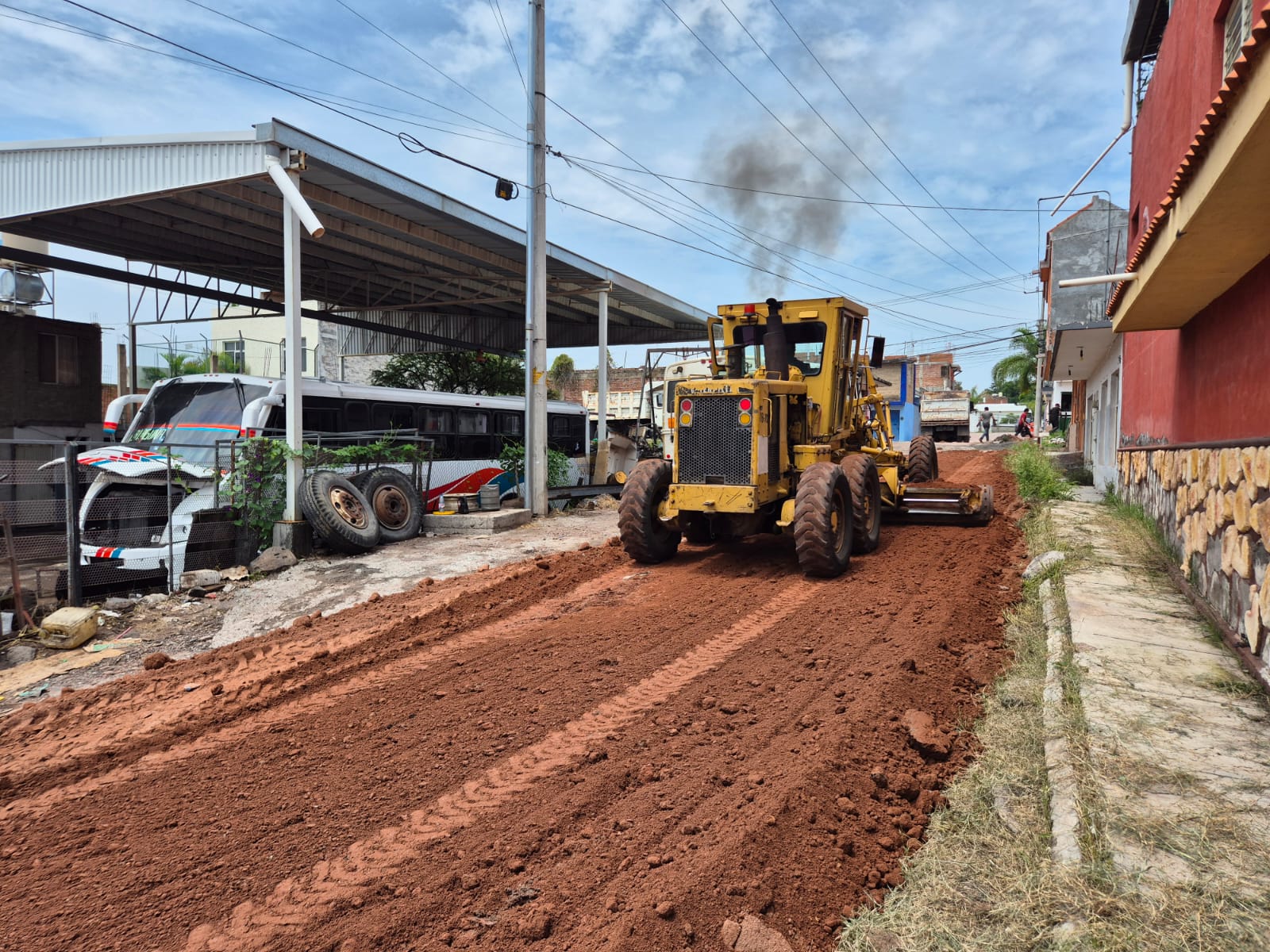 AVANZA OBRA DE LA AVENIDA SÓSTENES ROCHA Y SE HABILITAN VÍAS ALTERNAS